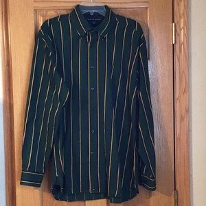 Tommy Hilfiger Button down Shirt in Size Large. Green, Yellow and Navy.